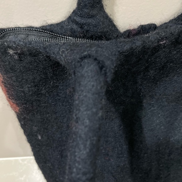 Rising Tide Felted Wool Fall Colors Shoulder Bag - Picture 13 of 14